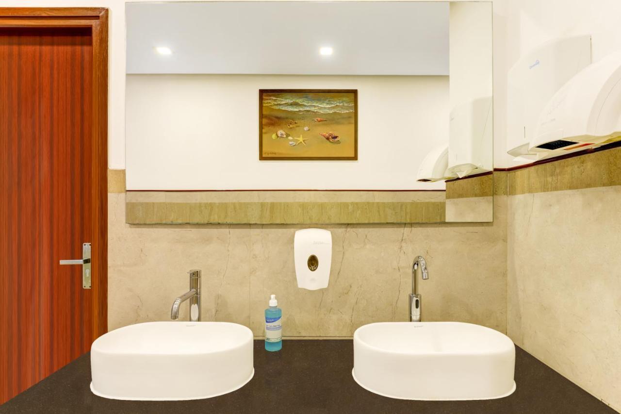 Lemon Tree Hotel, Port Blair Buitenkant foto